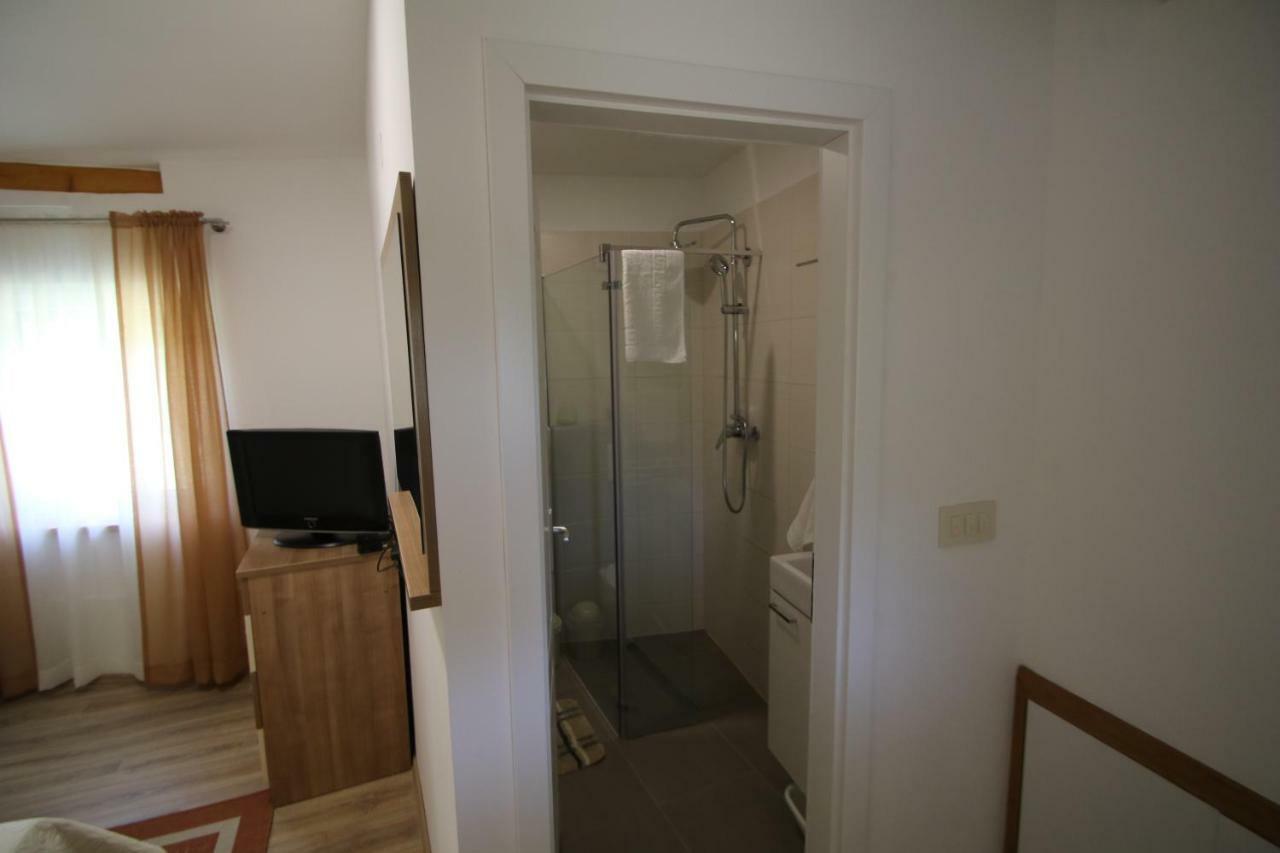 ZadvarjeOak House别墅 外观 照片